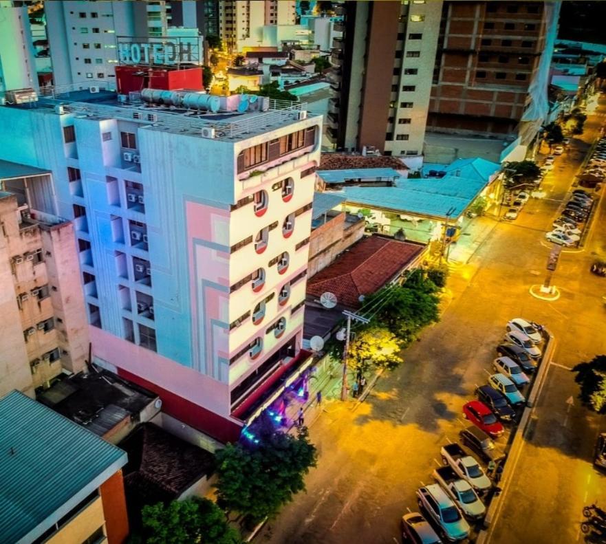 Hotel Premium Plaza Muriaé Eksteriør bilde